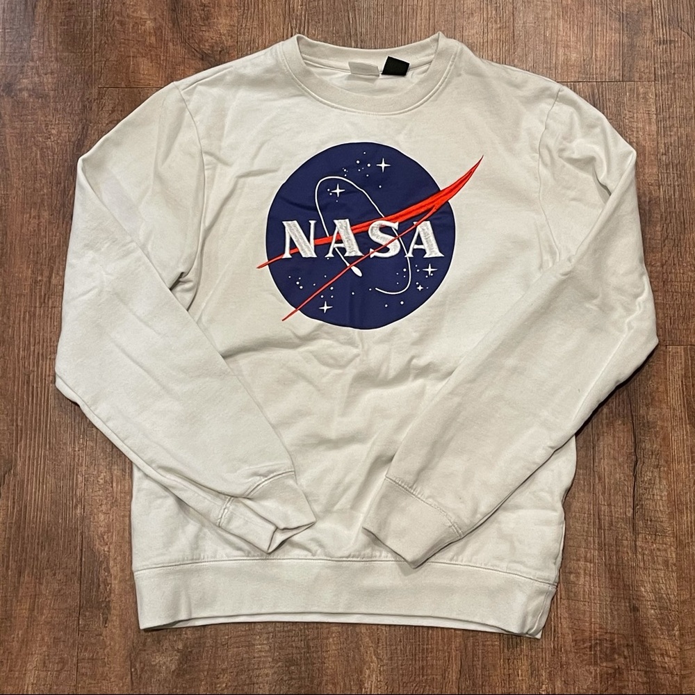 Old Navy White NASA Sweatshirt